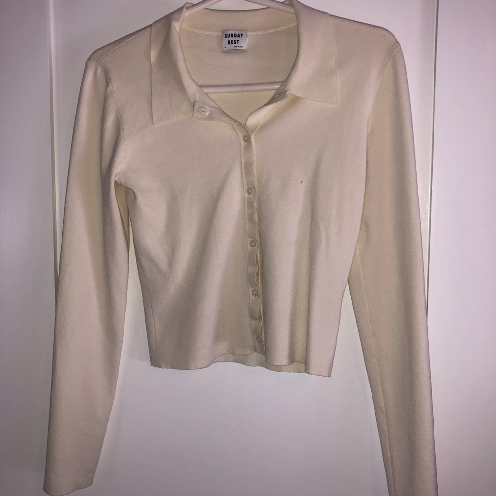 Cream Aritzia Sunday Best sweater size medium